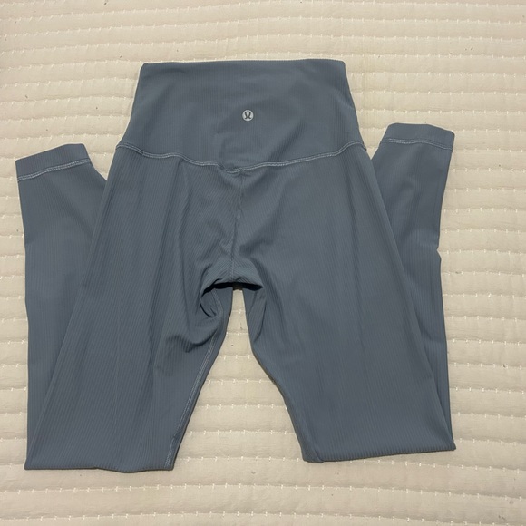 Lululemon Align ribbed legging, worn twice - Picture 2 of 7